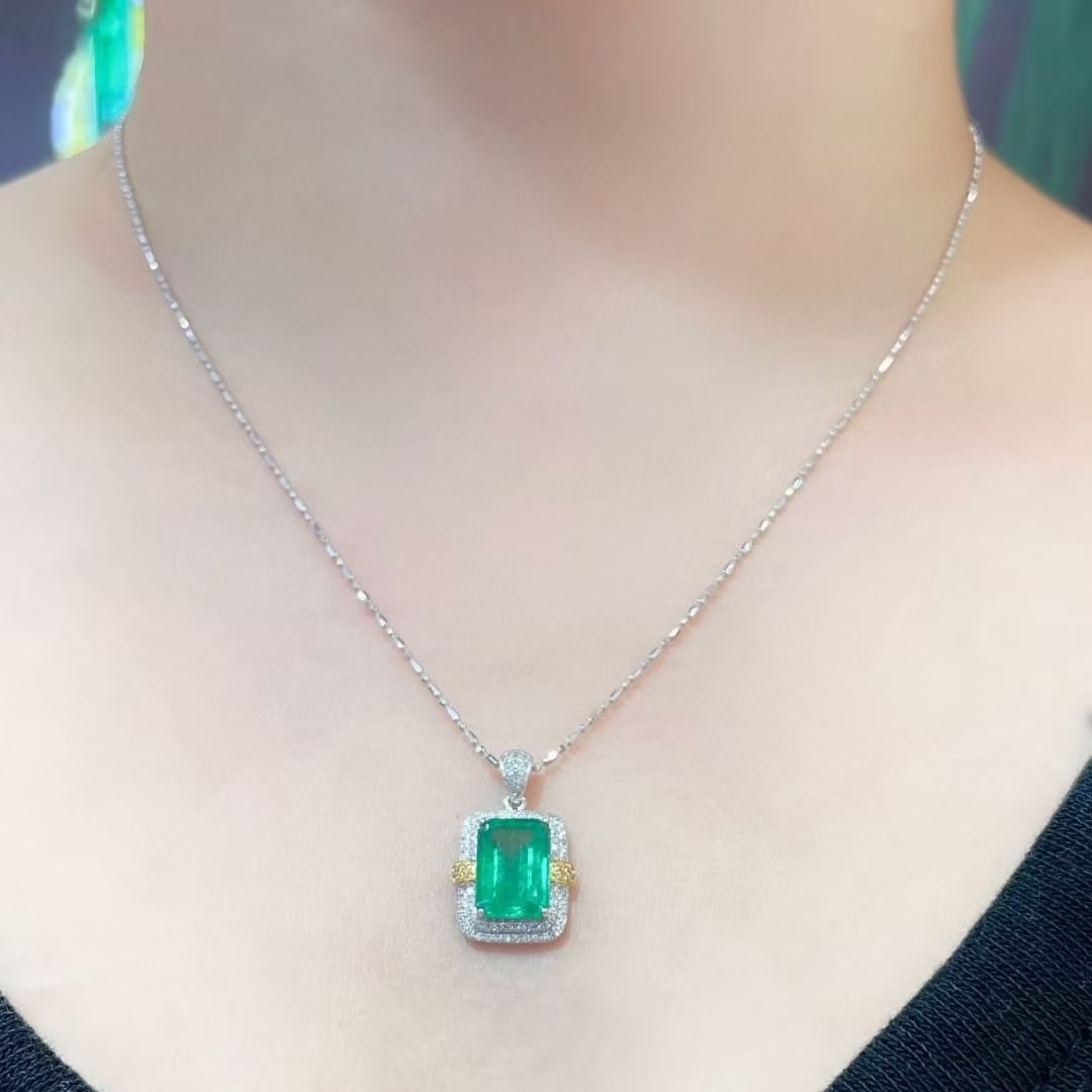 14k Gold 2.45 Ct Natural Emerald & Diamond Pendant( Without Chain ) - 2