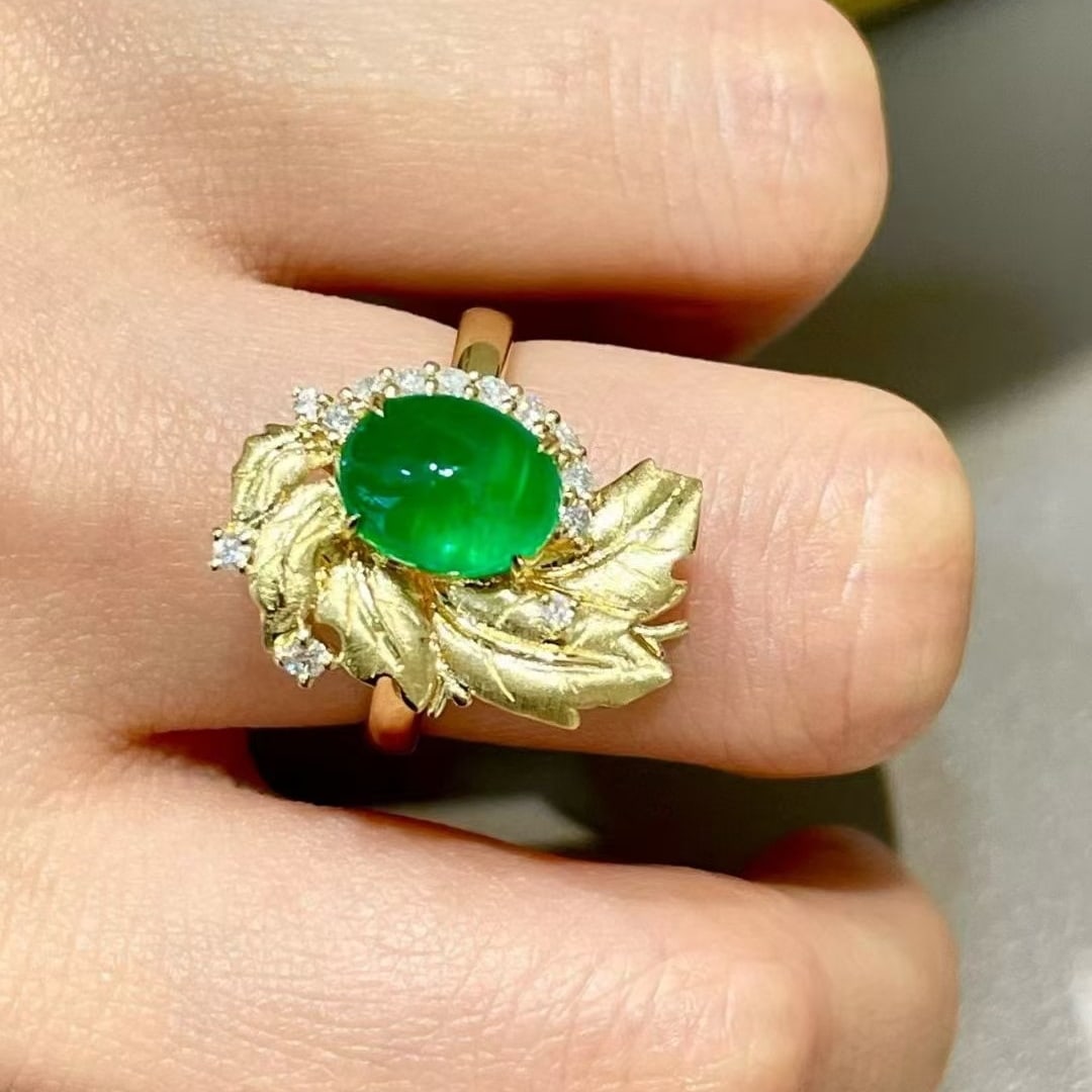14k Gold 2.1 Ct Natural Emerald & Diamond Ring - 5
