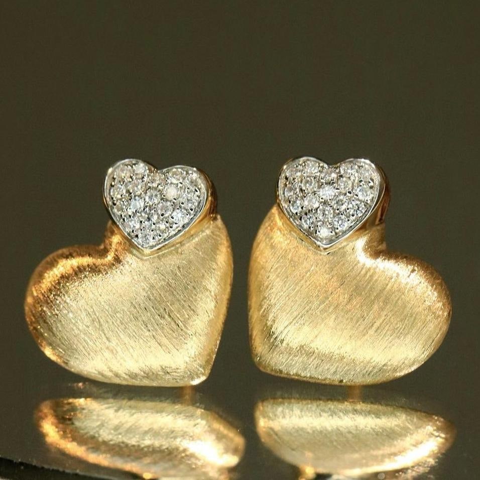 14k Gold 0.15 Ct Natural H Diamond Earrings: Ref:231039203 // gold content:14k gold // main gemstone:diamond // shape:round // carat weight:0. 15ct // clarity grade:vs-si // color:h // treatment:natural // cut grade:g // Condition: New Low