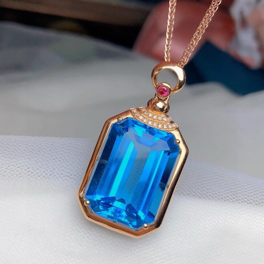 14k Gold 19.15 Ct Natural Topaz & Diamond Pendant( Without Chain ) - 2