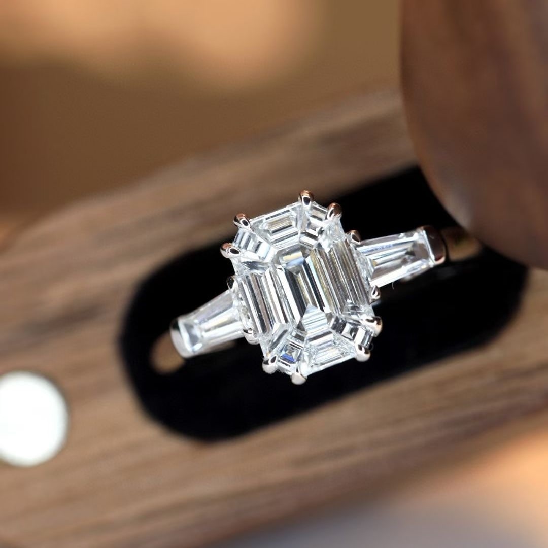 14k Gold 0.87 Ctw Natural H Diamond Ring: Ref:231039256 // gold content:14k gold // ring size:7. 25us // // main gemstone:diamond // shape:emerald // carat weight:0. 63ct // clarity grade:vs-si // color:h // treatment:natural // // adjacent