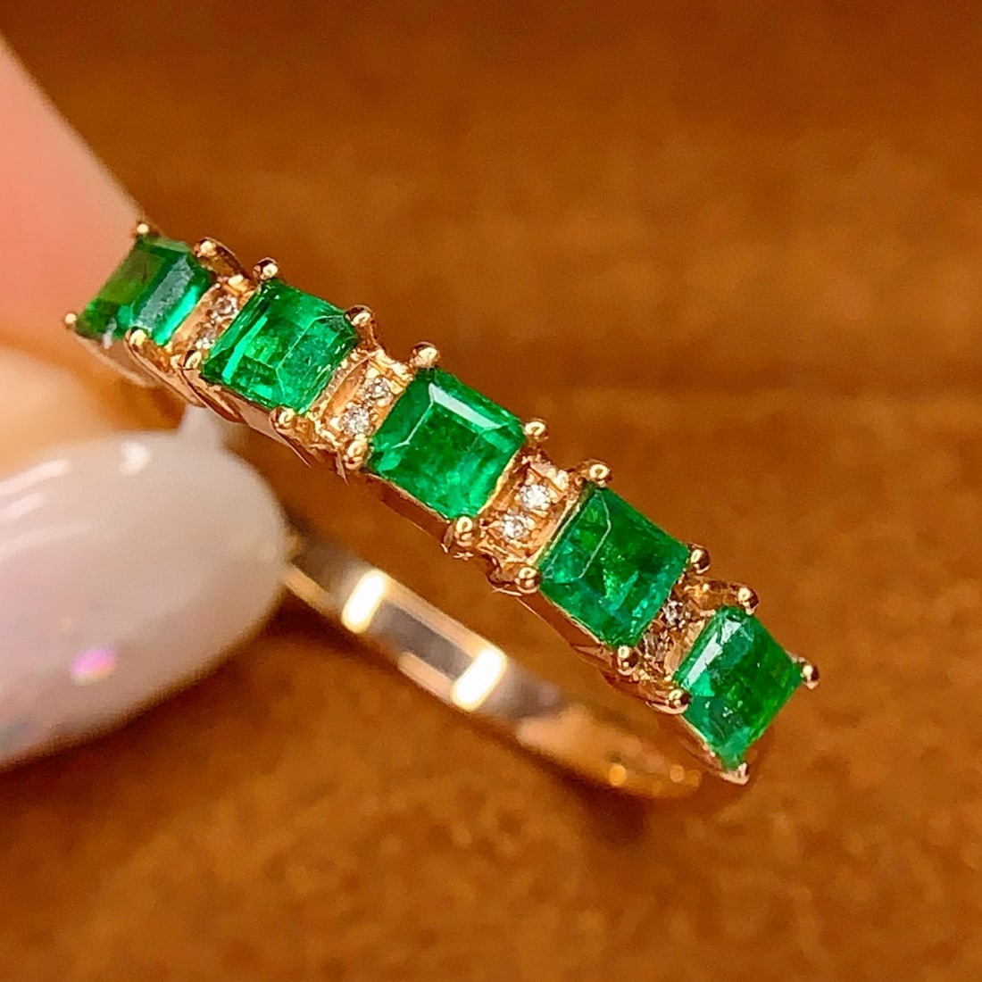 14k Gold 1 Ct Vivid Green Natural Emerald & Diamond Ring - 5