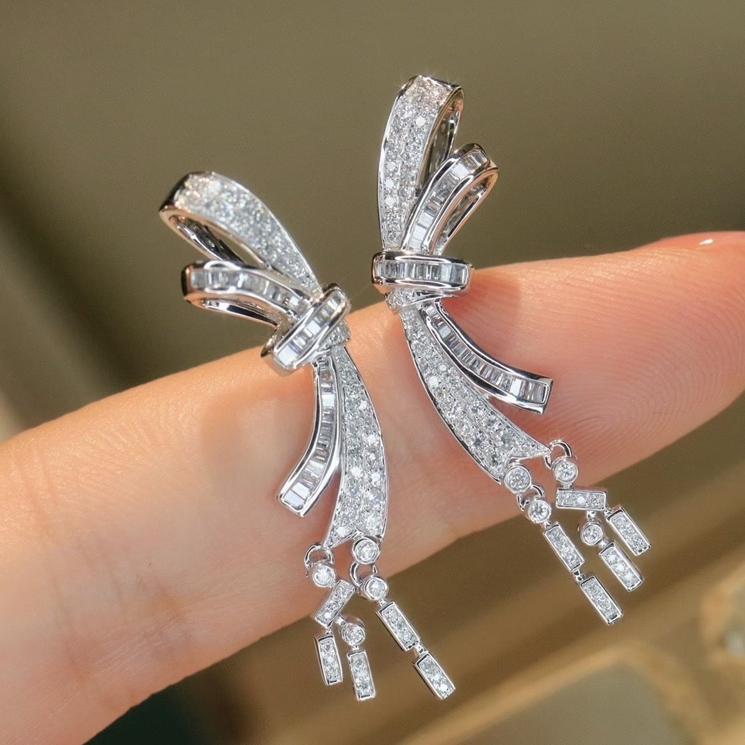 14k Gold 0.6 Ct Natural H Diamond Earrings - 4