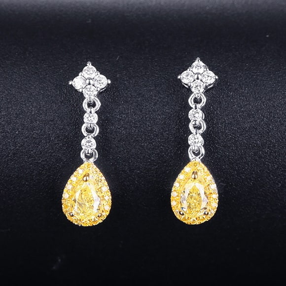 14k Gold 0.72 Ctw Natural Yellow Diamond & Diamond Earrings: Ref:231040014 // gold content:14k gold // main gemstone:yellow diamond // shape:pear // carat weight:0. 45ct // color:yellow // treatment:natural // // adjacent gemstone 2 : diamond // shape:round // 