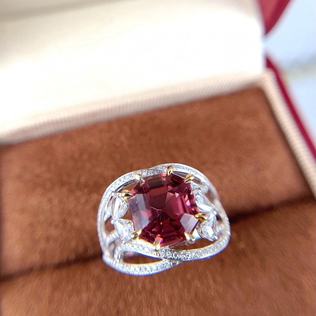 14k Gold 5.26 Ctw Natural Tourmaline & Diamond Ring - 3