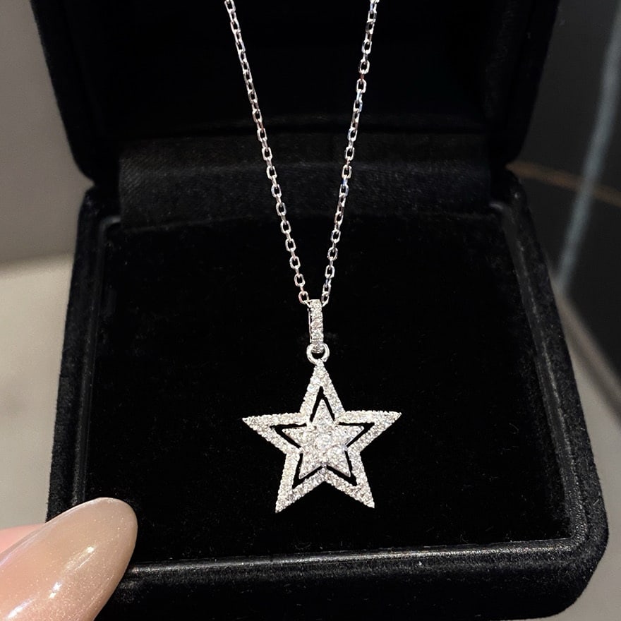 14k Gold 0.20 Ct Natural H Diamond Necklace: Ref:231040053 // gold content:14k gold // main gemstone:diamond // shape:round // carat weight:0. 20ct // clarity grade:vs-si // color:h // treatment:natural // cut grade:g // High Estimate: 3300