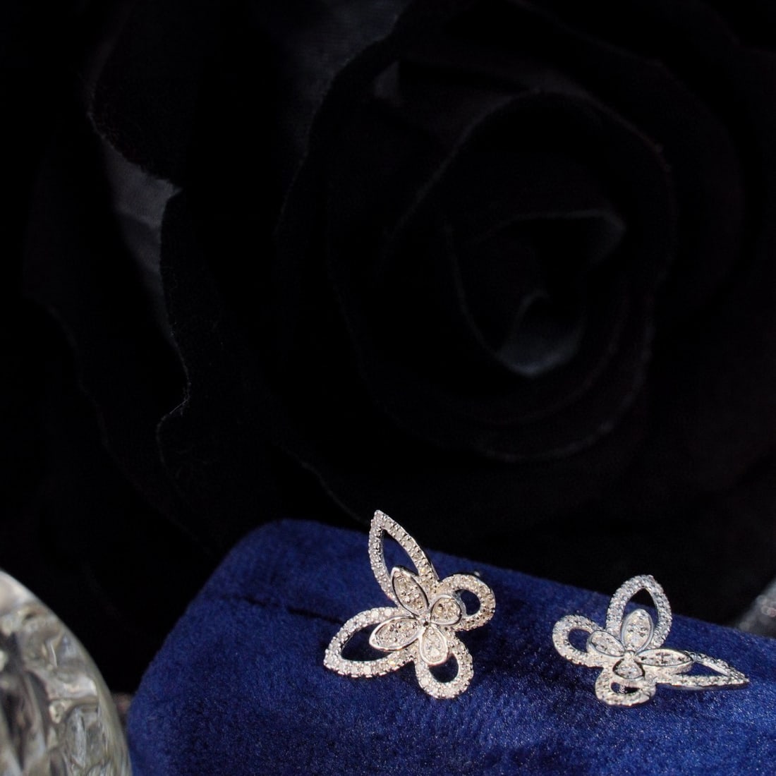 14k Gold 0.36 Ct Natural H Diamond & Butterfly Earrings - 3