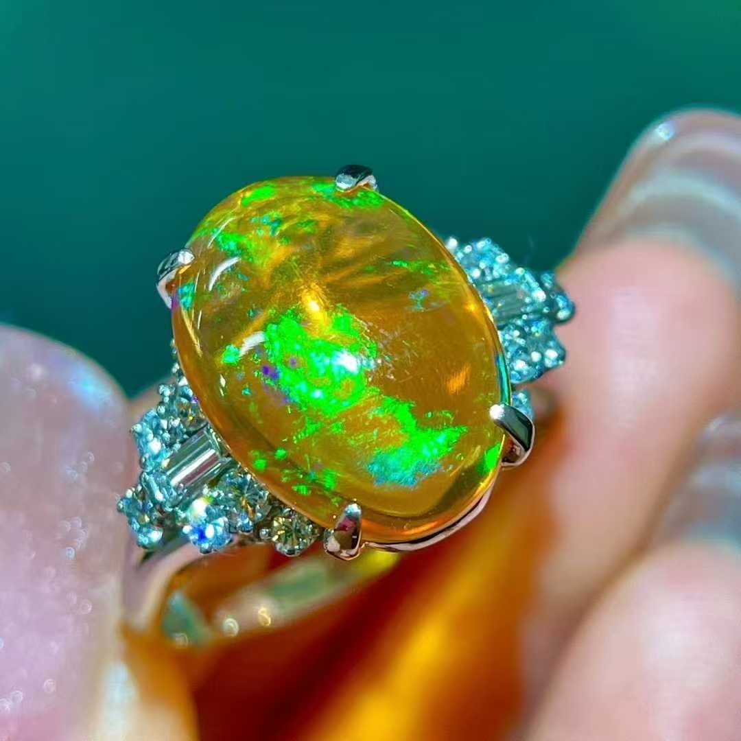 14k Gold 4.63 Ctw Natural Opal & Diamond Ring - 2