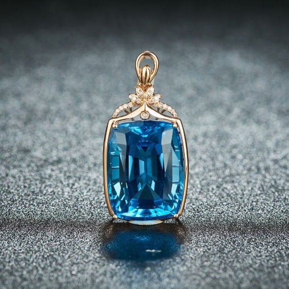 14k Gold 24.53 Ct Natural Topaz & Diamond Pendant( Without Chain ): Ref:231040112 // gold content:14k gold // main gemstone:topaz // shape:cushion // carat weight:24. 53ct // color:blue // treatment:natural // // adjacent gemstone 2 : diamond // shape:round //