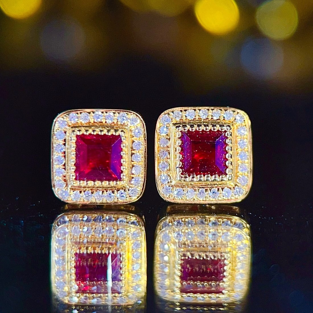 14k Gold 0.85 Ct Natural Ruby & Diamond Earrings: Ref:231040136 // gold content:14k gold // main gemstone:ruby // shape:square // carat weight:0. 85ct // color:red // treatment:natural // // adjacent gemstone 2 : diamond // number of stones:48 //