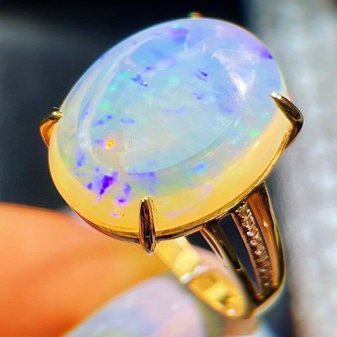 14k Gold 9.09 Ct Natural Opal & Diamond Ring - 4