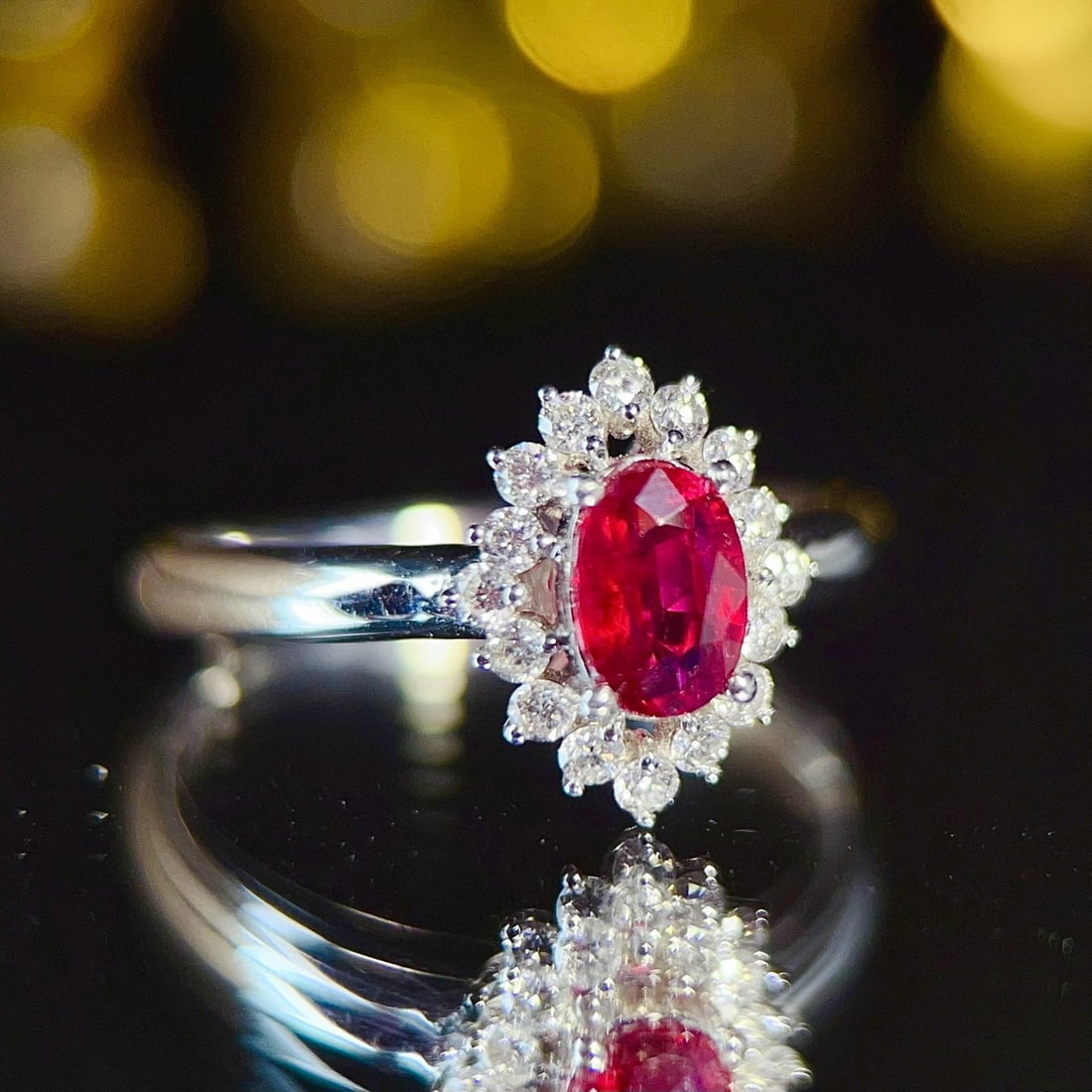 14k Gold 0.84 Ctw Natural Ruby & Diamond Ring - 4