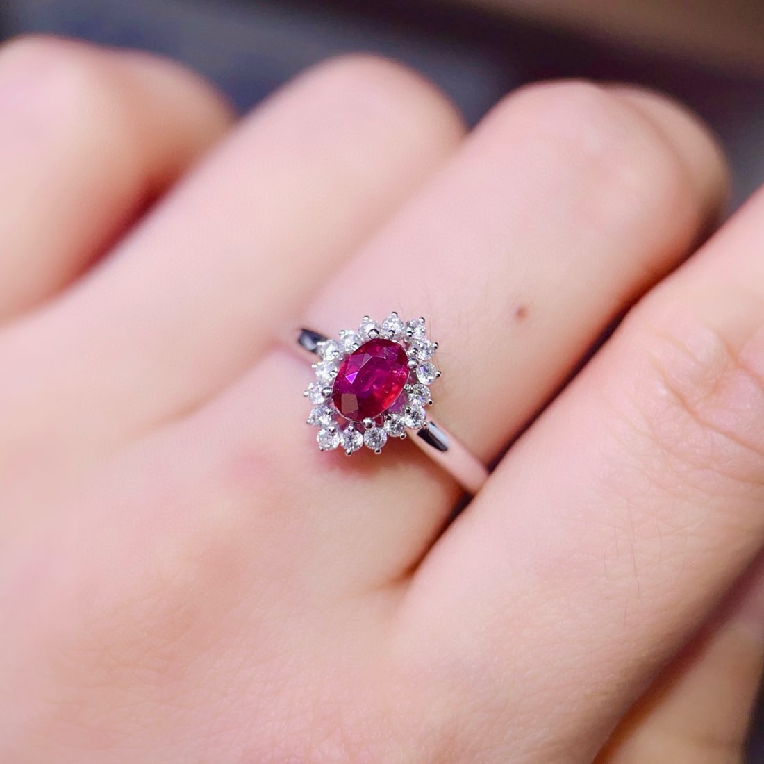 14k Gold 0.84 Ctw Natural Ruby & Diamond Ring - 5