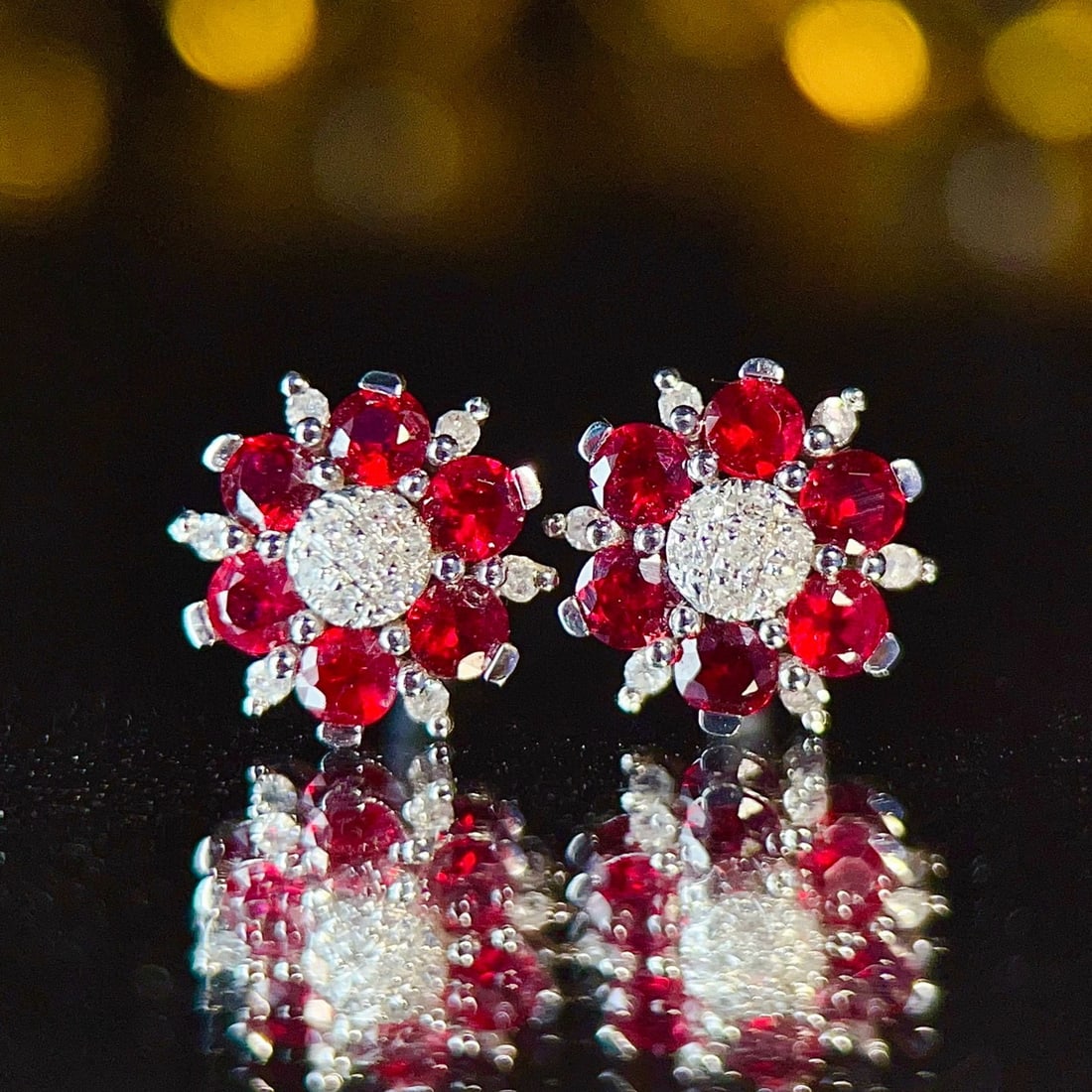 14k Gold 1.10 Ctw Natural Ruby & Diamond Earrings: Ref:231040169 // gold content:14k gold // main gemstone:ruby // shape:round // carat weight:1ct // color:red // treatment:natural // cut grade:g // // adjacent gemstone 2 : diamond // number of