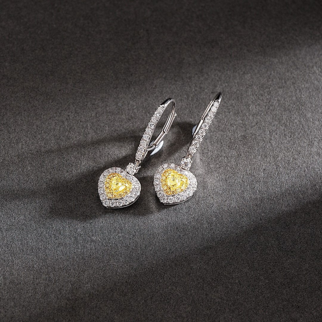 14k Gold 0.78 Ctw Natural Yellow Diamond & Diamond Earrings: Ref:231040200 // gold content:14k gold // main gemstone:yellow diamond // shape:heart // carat weight:0. 26ct // color:yellow // treatment:natural // // adjacent gemstone 2 : diamond // shape:round //
