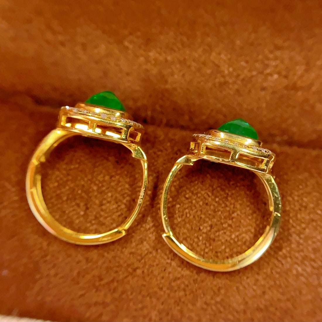 14k Gold 2 Ct Natural Emerald & Diamond Earrings - 5