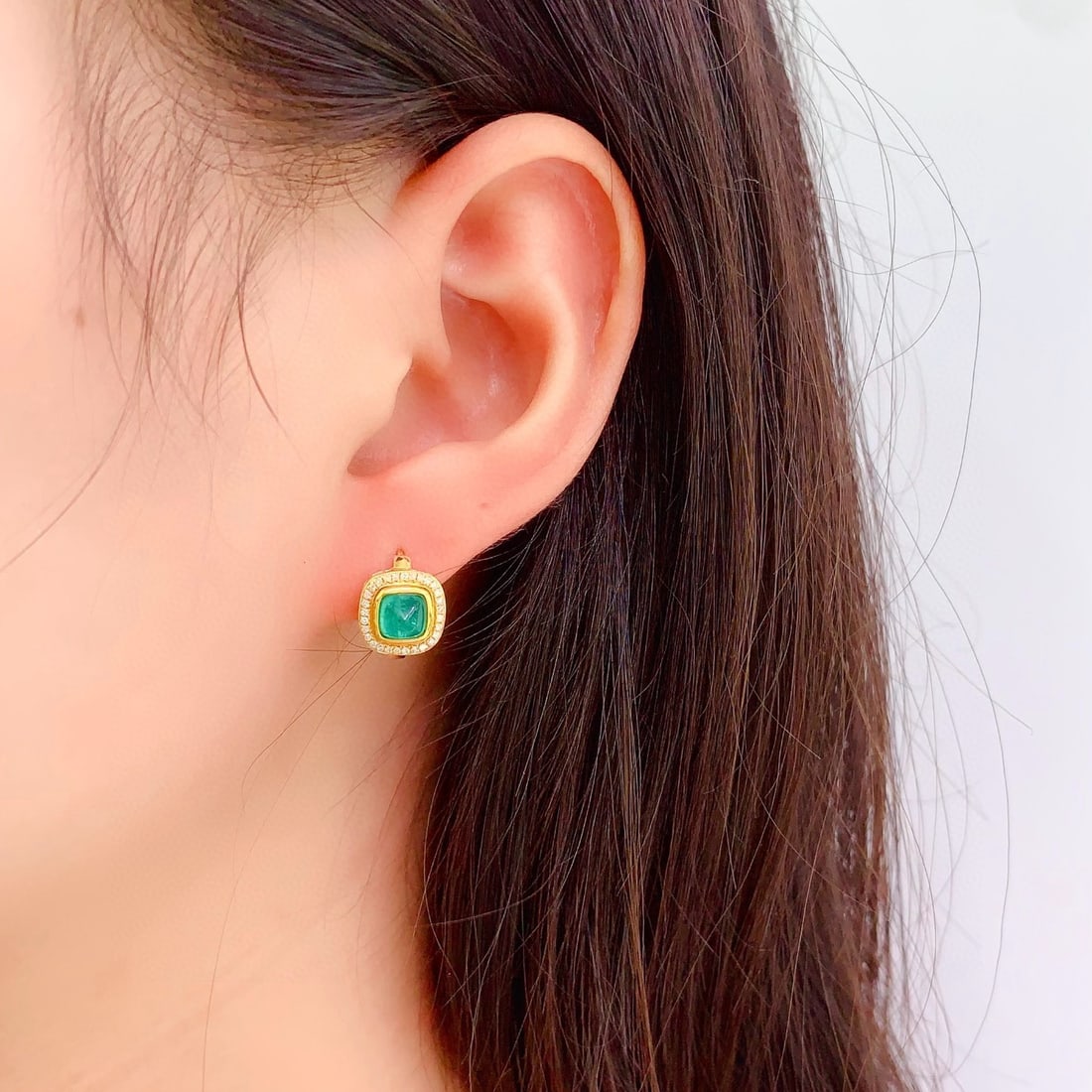 14k Gold 2 Ct Natural Emerald & Diamond Earrings - 6