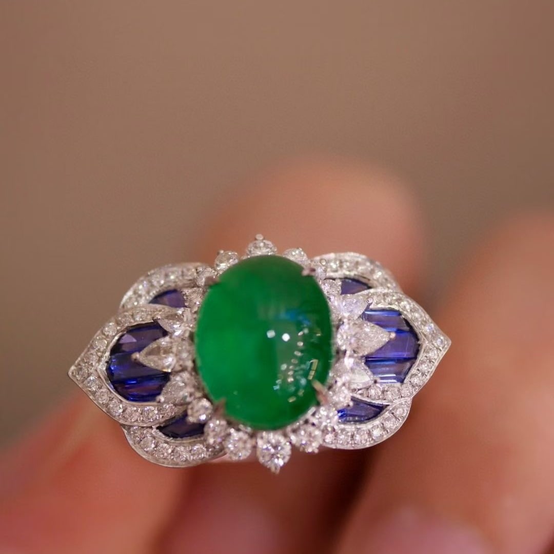 14k Gold 3.17 Ctw Vivid Green Natural Emerald & Diamond Ring - 2