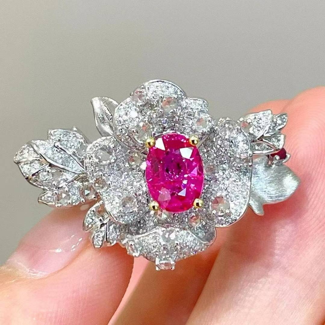 14k Gold 1.1 Ct Natural Ruby & Diamond & Sapphire Ring: Ref:231040236 // gold content:14k gold // ring size:7. 25us // // main gemstone:ruby // shape:oval // carat weight:1. 1ct // color:red // treatment:natural // // adjacent gemstone 2 : diamond // shape