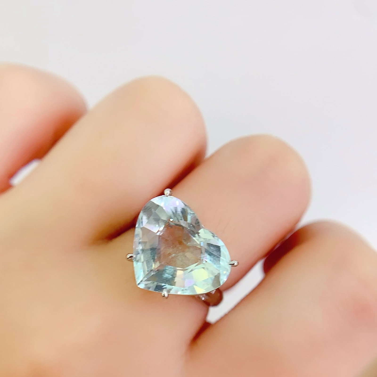 14k Gold 9 Ct Natural Aquamarine & Diamond Ring - 2