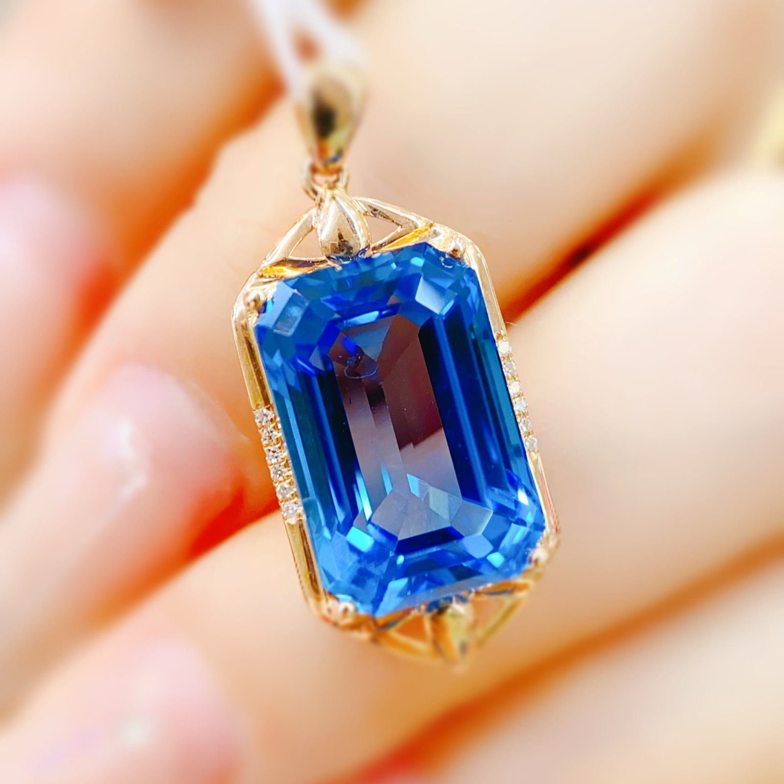 14k Gold 12.18 Ctw Natural Topaz & Diamond Pendant( Without Chain ) - 2