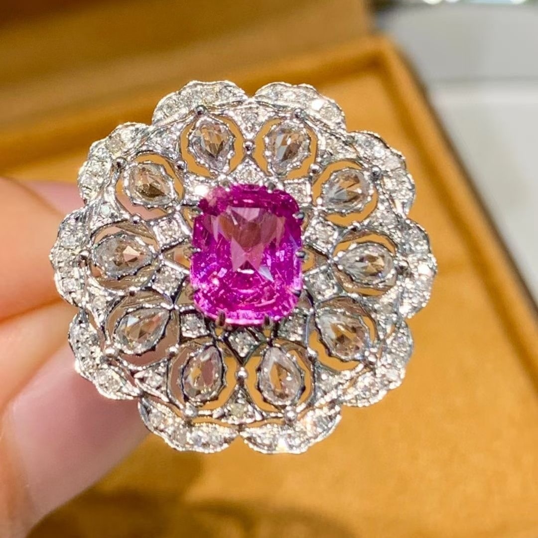 14k Gold 1.85 Ct Natural Sapphire & Diamond & Sapphire Ring: Ref:231040270 // gold content:14k gold // ring size:7. 25us // // main gemstone:sapphire // shape:cushion // carat weight:1. 85ct // color:purple // treatment:natural // // adjacent gemstone 2 :