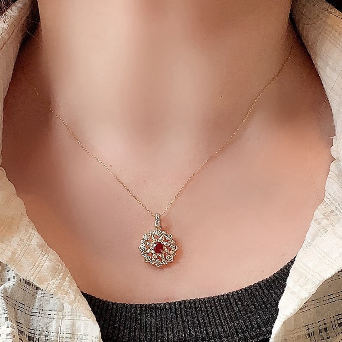 14k Gold 0.38 Ctw Natural Ruby & Diamond Pendant( Without Chain ) - 4
