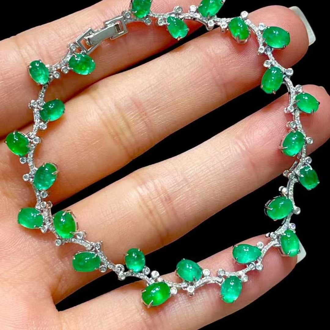 14k Gold 9 Ct Natural Emerald & Diamond Bracelet (1 of 10)
