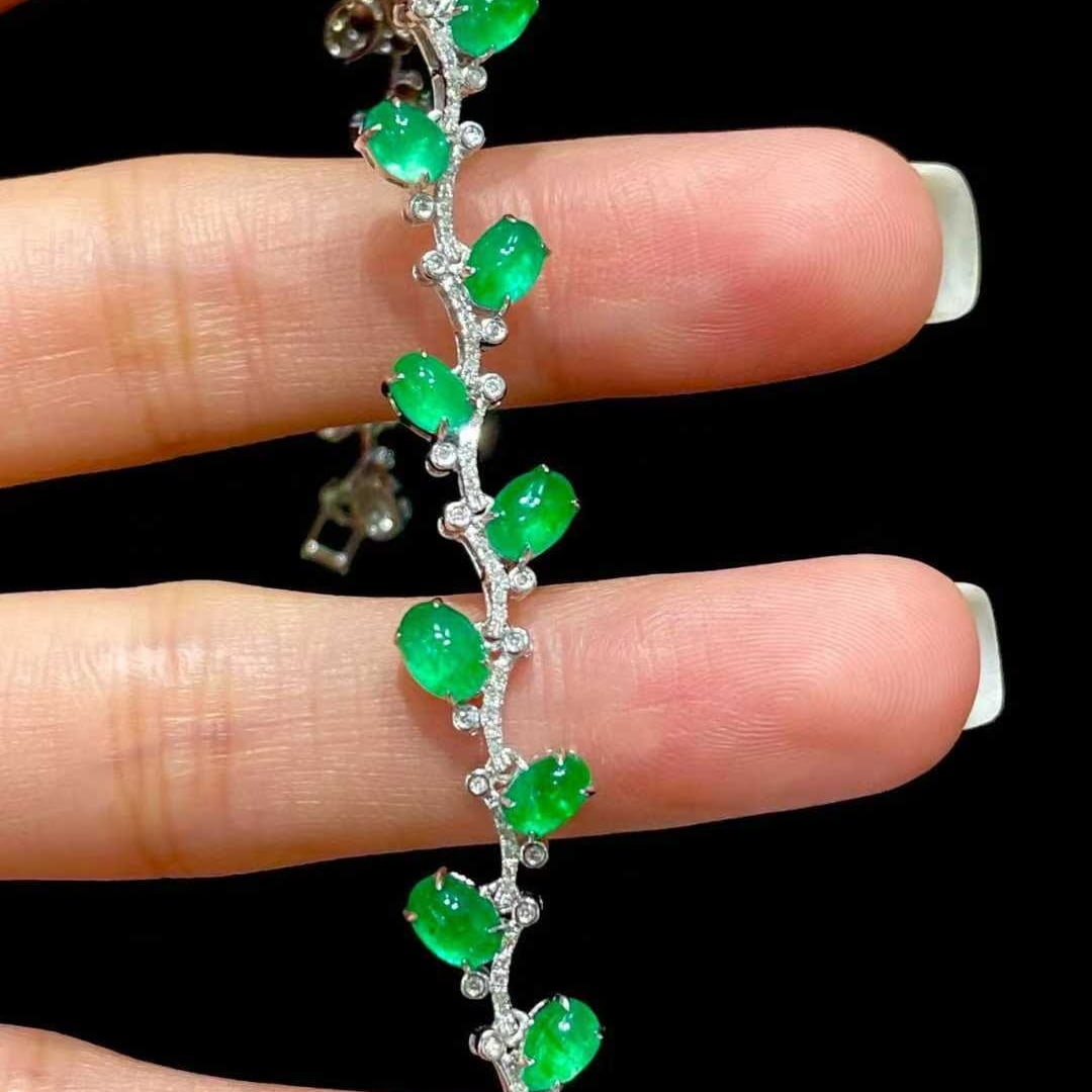 14k Gold 9 Ct Natural Emerald & Diamond Bracelet - 3