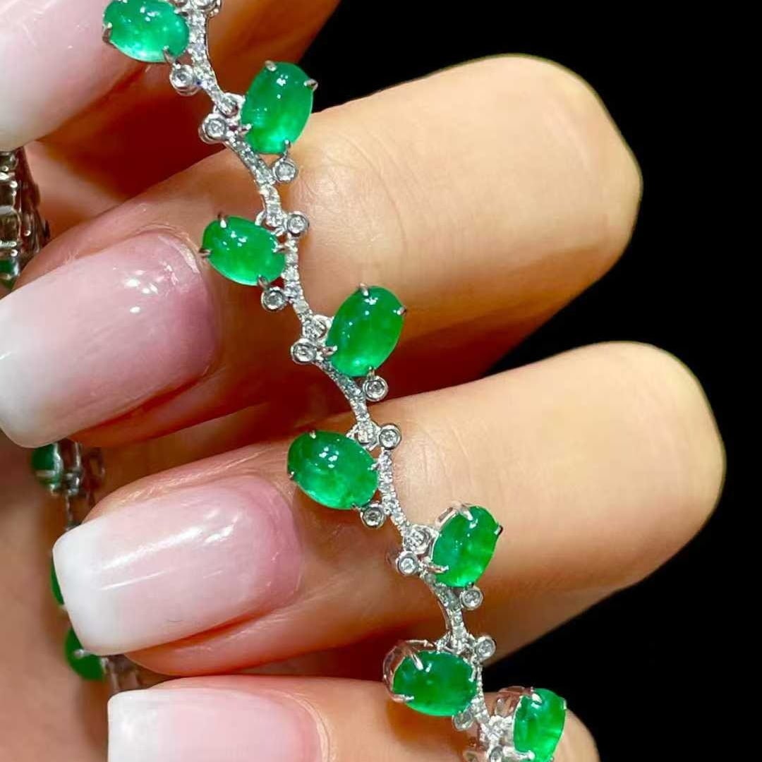 14k Gold 9 Ct Natural Emerald & Diamond Bracelet - 4