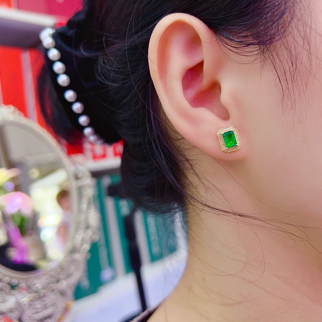 14k Gold 1.2 Ct Vivid Green Natural Emerald & Diamond Earrings - 5