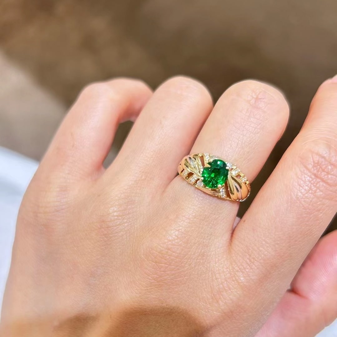 14k Gold 1.93 Ctw Vivid Green Natural Tsavorite & Diamond Ring - 5