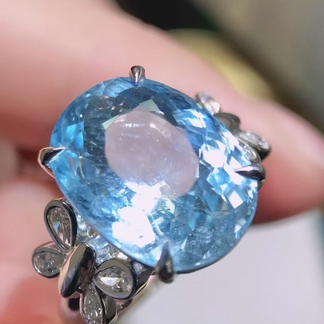 14k Gold 6.49 Ctw Natural Aquamarine & Diamond Ring - 3