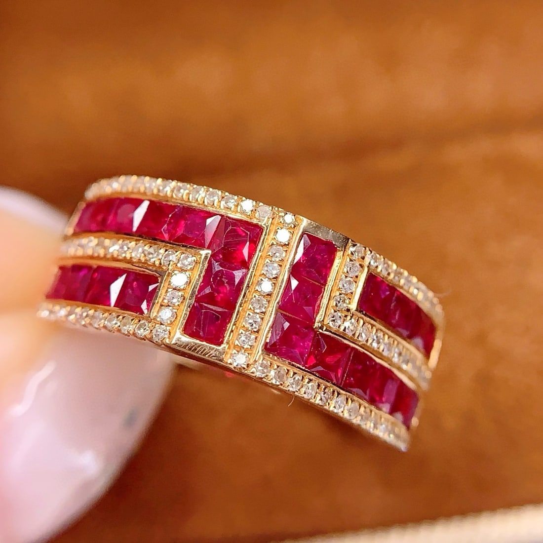 14k Gold 1.6 Ct Natural Ruby & Diamond Ring - 4