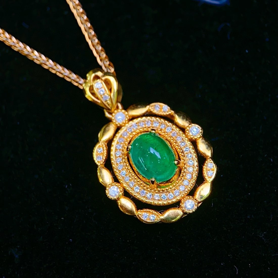 14k Gold 0.97 Ctw Vivid Green Natural Emerald & Diamond Pendant( Without Chain ) - 3