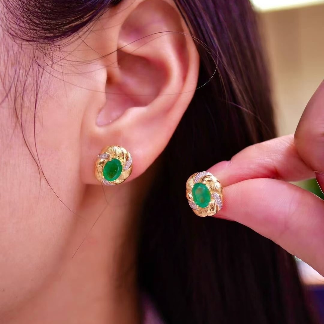 14k Gold 1.5 Ct Vivid Green Natural Emerald & Diamond Earrings - 2