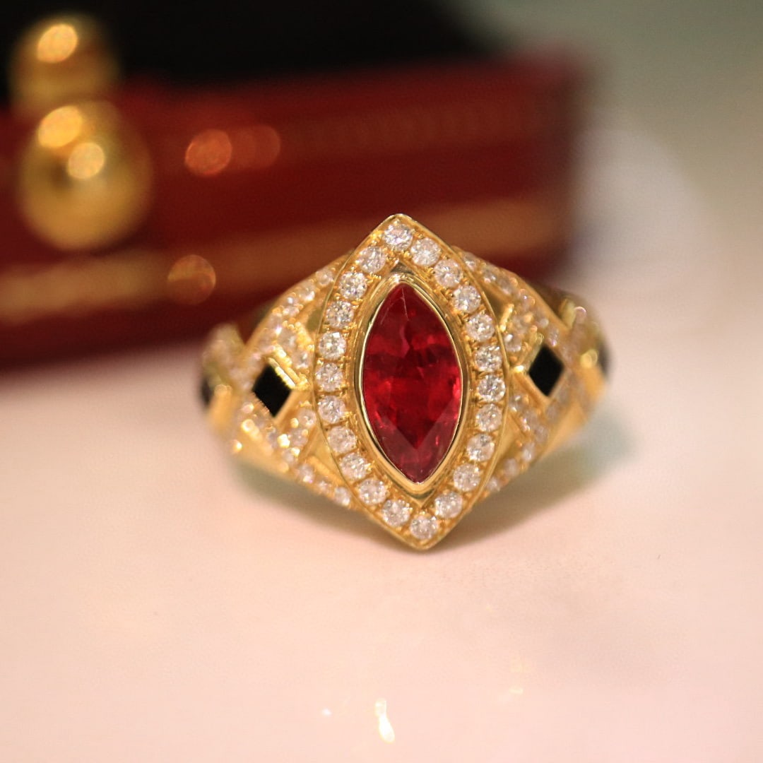 14k Gold 1.41 Ctw Natural Ruby & Diamond Ring: Ref:231040433 // gold content:14k gold // ring size:7. 25us // // main gemstone:ruby // shape:marquise // carat weight:1. 01ct // color:red // treatment:natural // // adjacent gemstone 2 : diamond // 