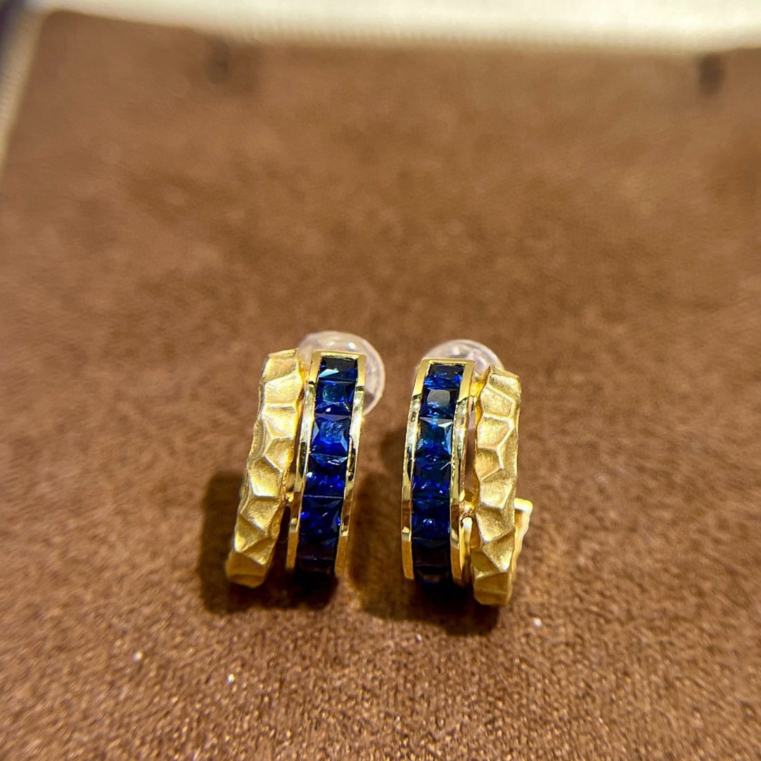 14k Gold 2.51 Ct Natural Sapphire Earrings - 3