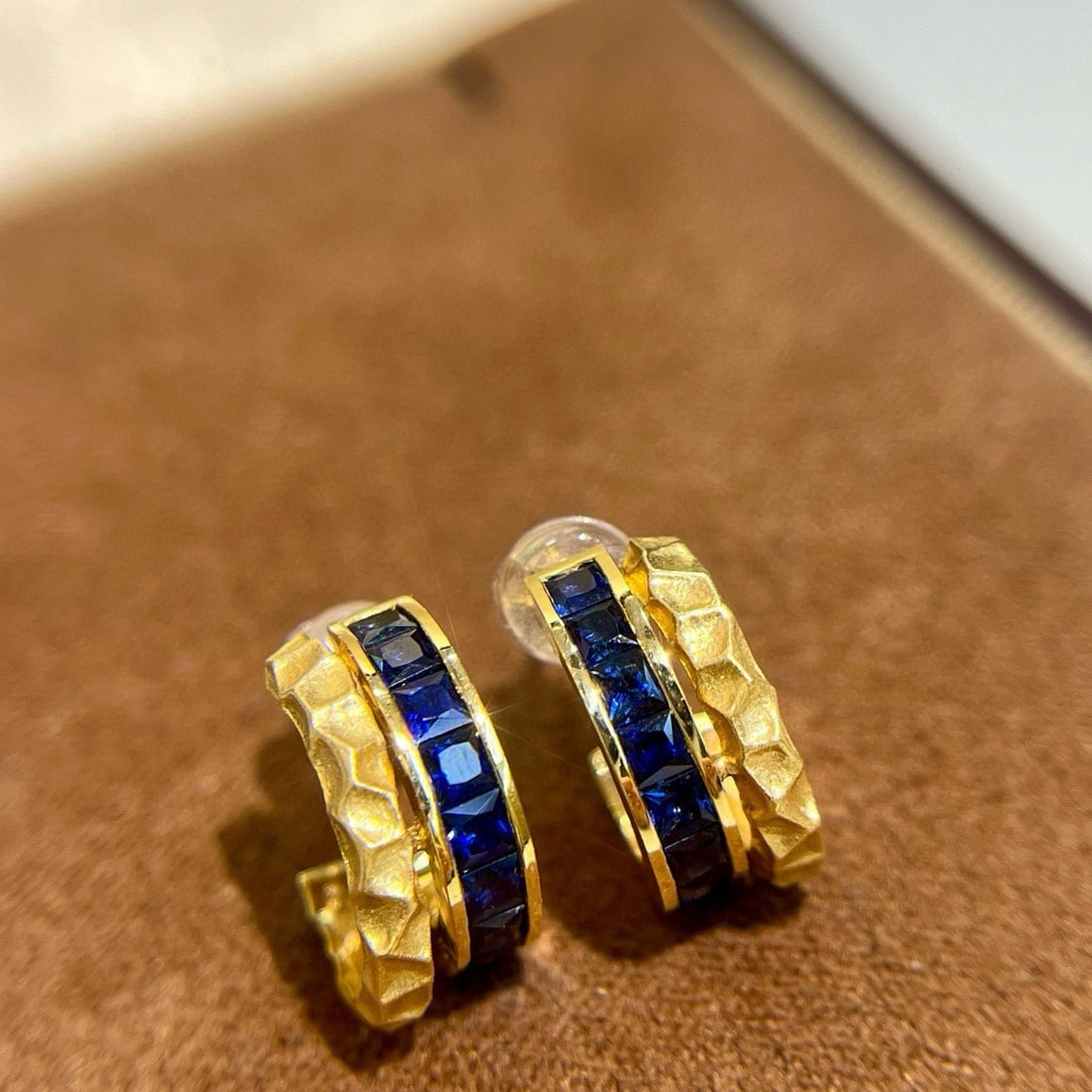 14k Gold 2.51 Ct Natural Sapphire Earrings - 4