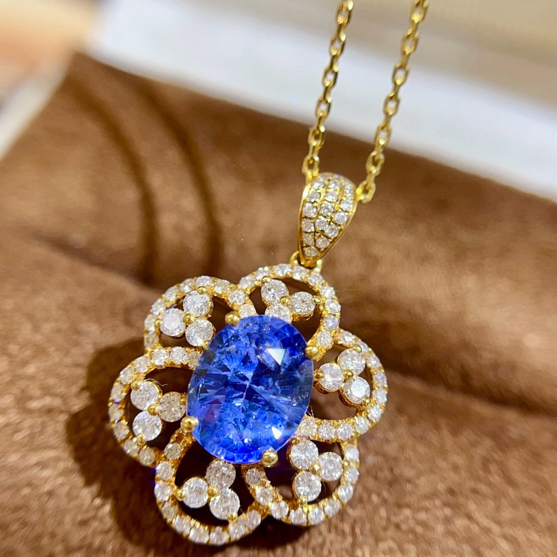 14k Gold 2.66 Ctw Natural Sapphire & Diamond Pendant( Without Chain ) - 4