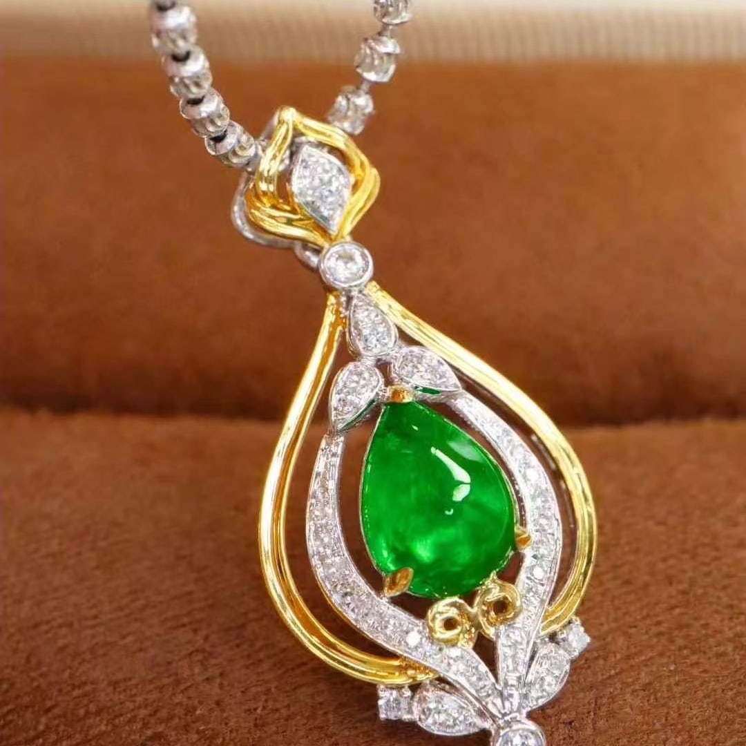 14k Gold 1.10 Ctw Vivid Green Natural Emerald & Diamond Pendant( Without Chain ) - 4