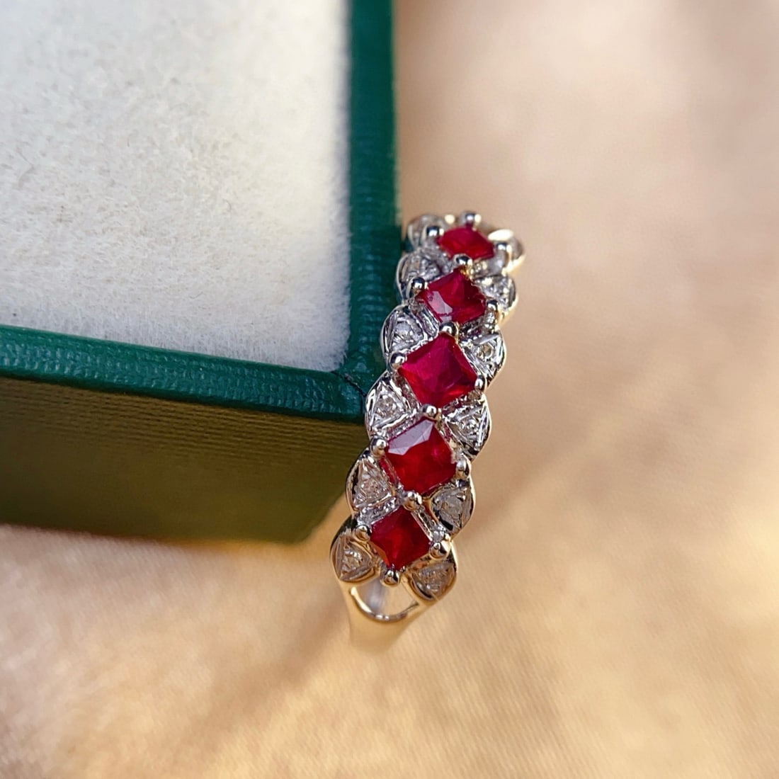 14k Gold 0.60 Ct Natural Ruby & Diamond Ring - 3