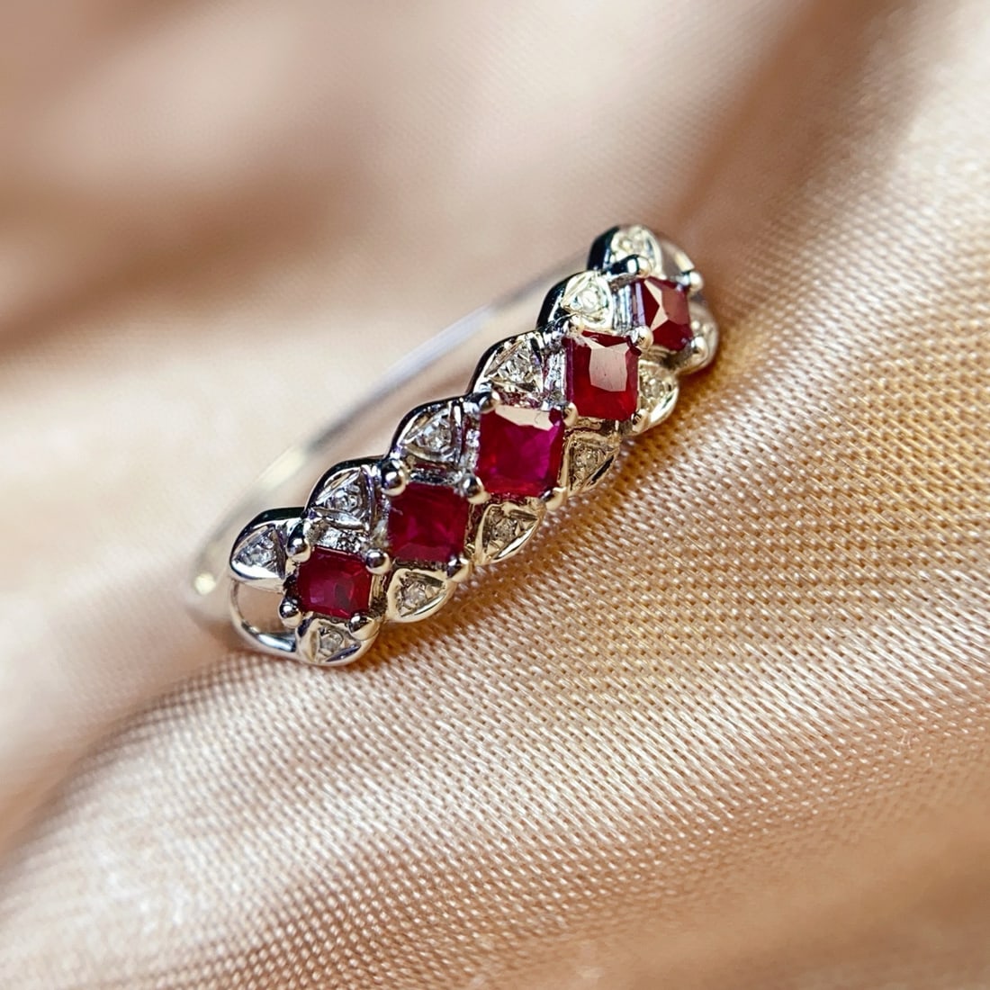 14k Gold 0.60 Ct Natural Ruby & Diamond Ring - 6