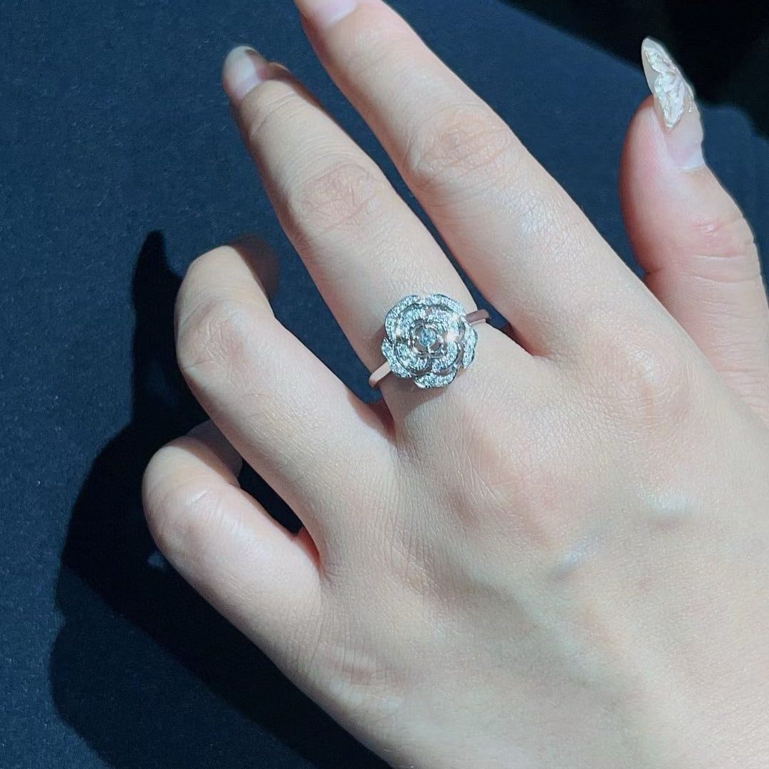 14k Gold 0.25 Ctw Natural H Diamond & Flowers Ring - 4