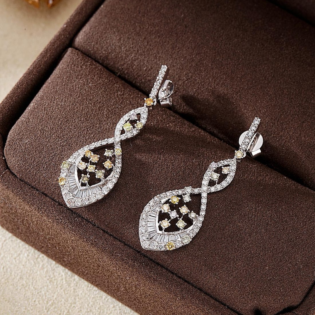14k Gold 1.00 Ctw Natural H Diamond Earrings - 4