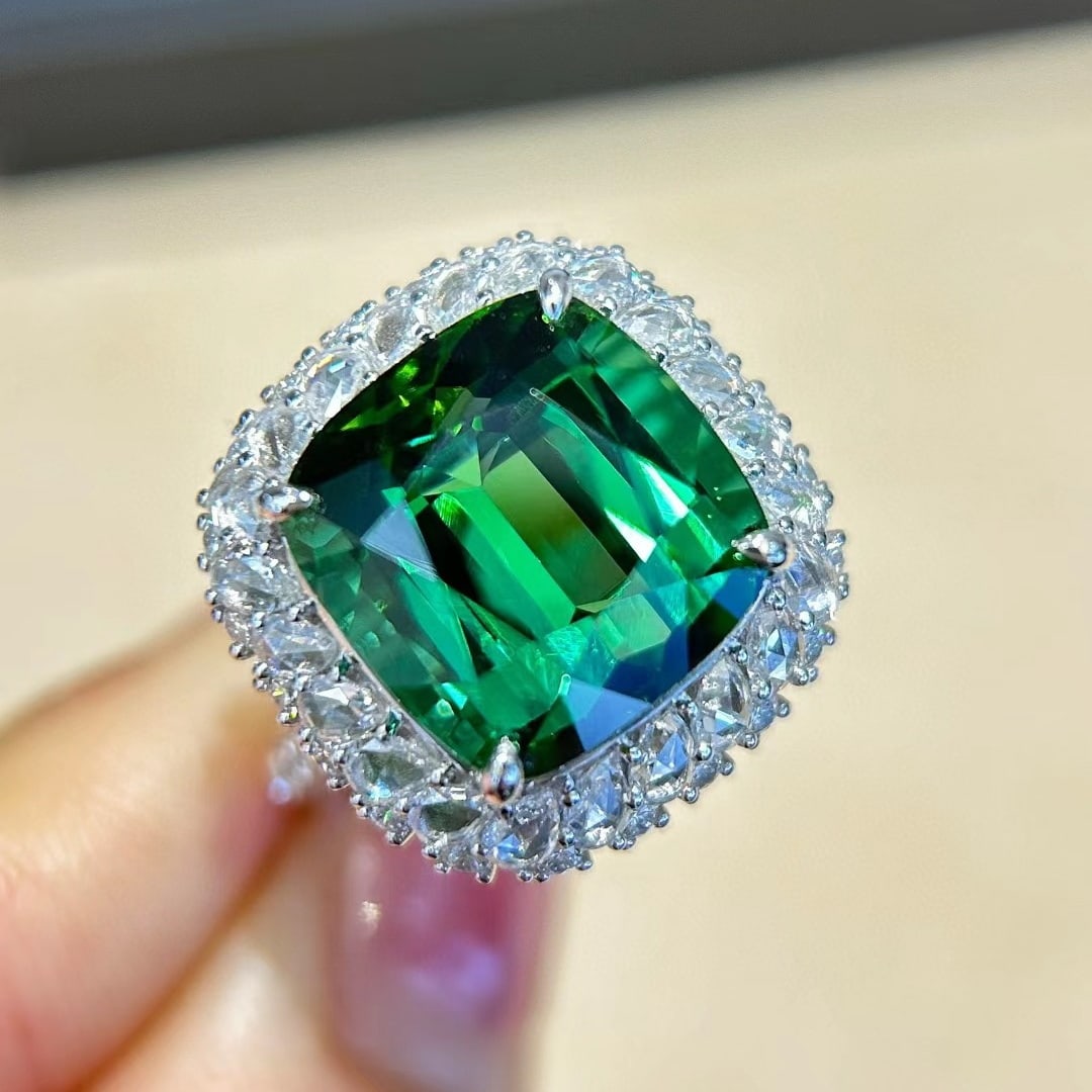 14k Gold 14.24 Ctw Natural Tourmaline & Diamond Ring: Ref:231043043 // gold content:14k gold // ring size:7. 25us // // main gemstone:tourmaline // shape:cushion // carat weight:12. 88ct // color:green // treatment:natural // // adjacent gemstone 2 : dia