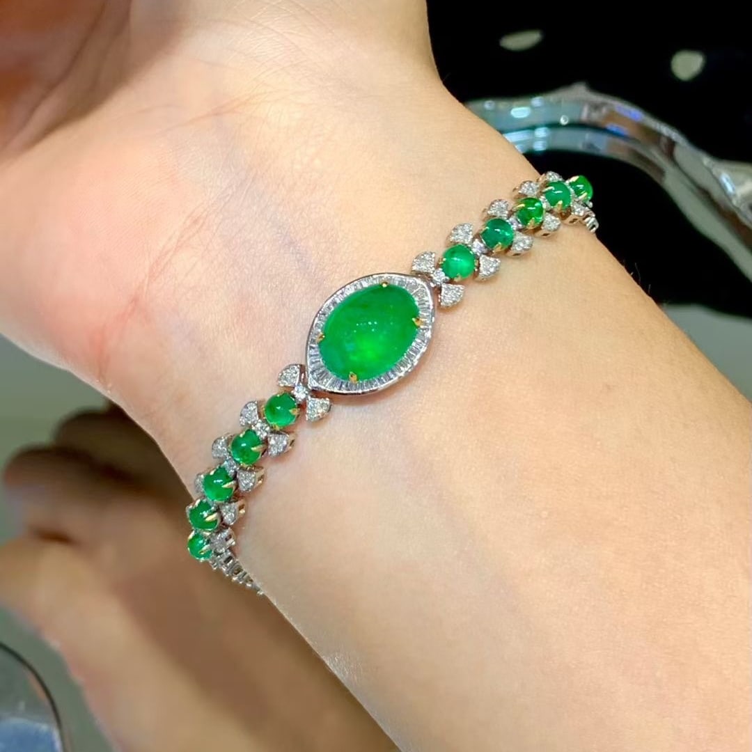 14k Gold 5.8 Ct Natural Emerald & Diamond Bracelet - 4