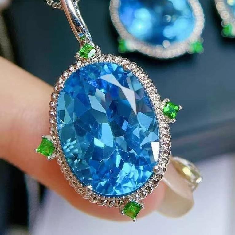14k Gold 7.47 Ctw Natural Topaz & Diamond Ring - 8
