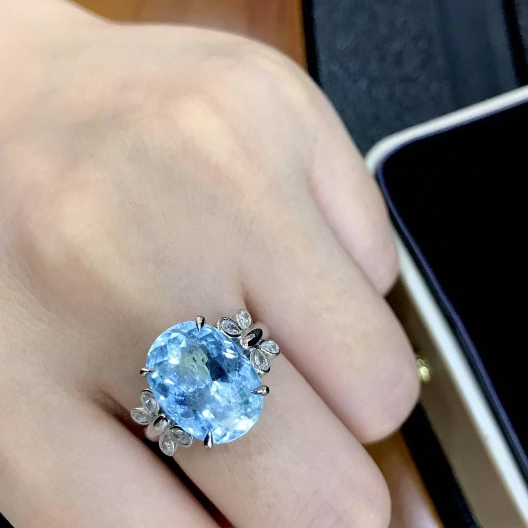 14k Gold 6.49 Ctw Natural Aquamarine & Diamond Ring - 4