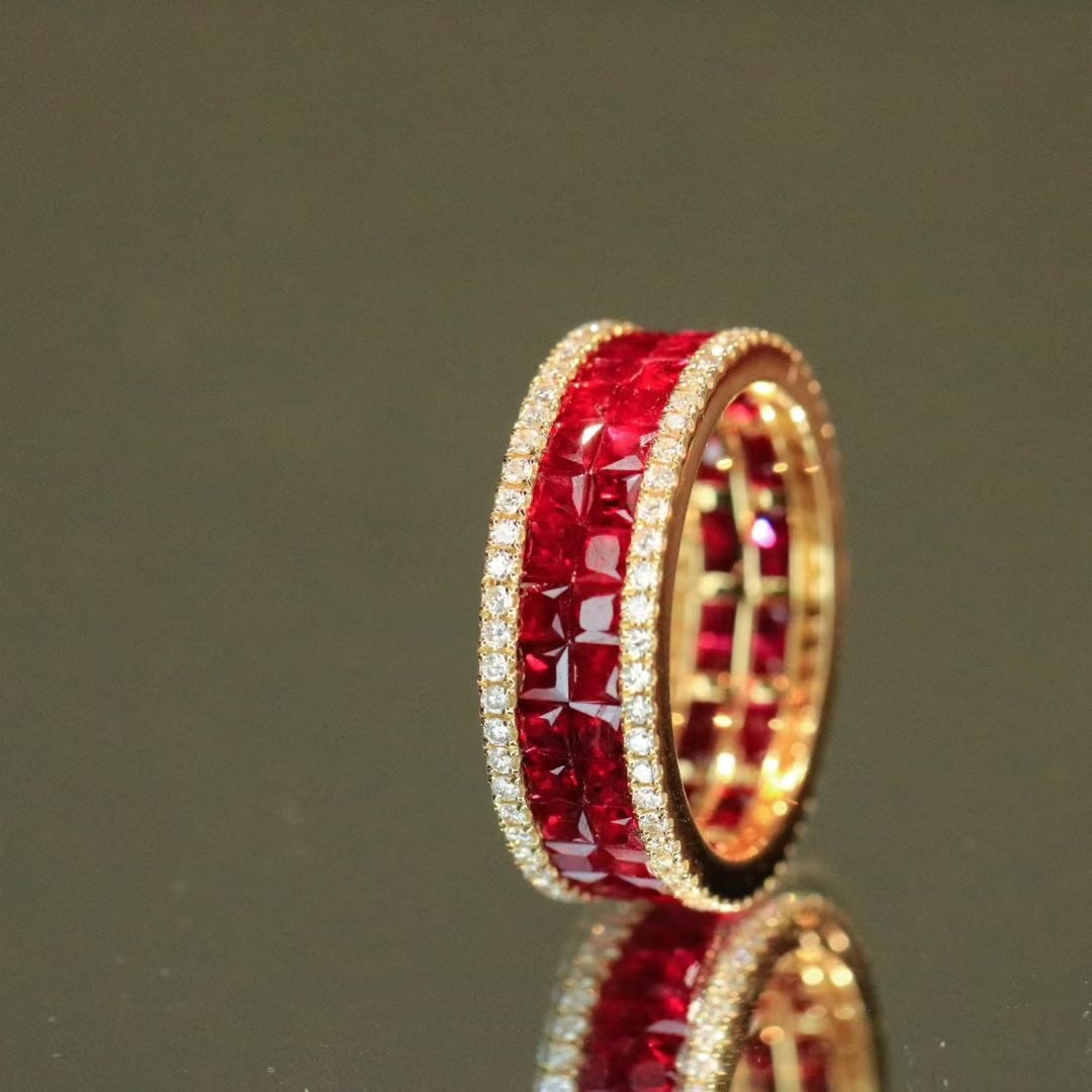 14k Gold 4.4 Ctw Natural Ruby & Diamond Ring: Ref:231043134 // gold content:14k gold // ring size:7. 25us // // main gemstone:ruby // shape:princess // carat weight:3. 8ct // color:red // treatment:natural // // adjacent gemstone 2 : diamond // s
